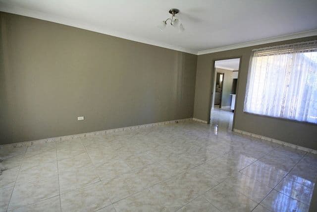 GLENFIELD NSW 2167, Glenfield - Thumbnail 2