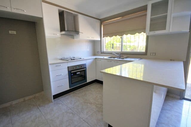 GLENFIELD NSW 2167, Glenfield - Thumbnail 3