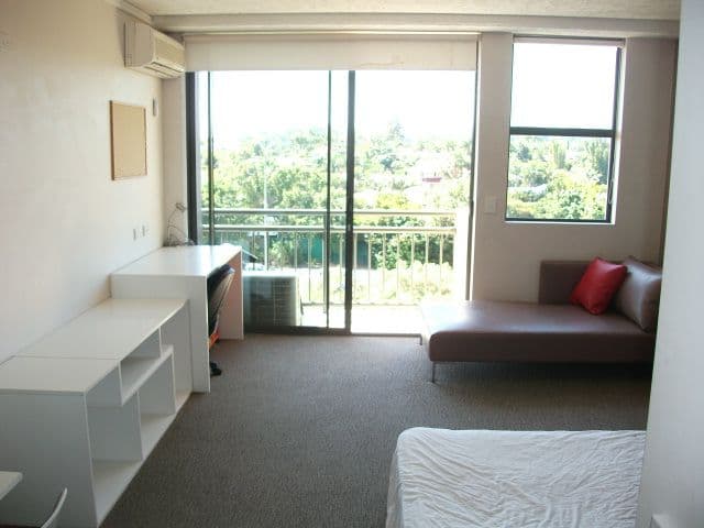  25 LAKE ORR Drive, ROBINA QLD 4226, Robina - Thumbnail 4