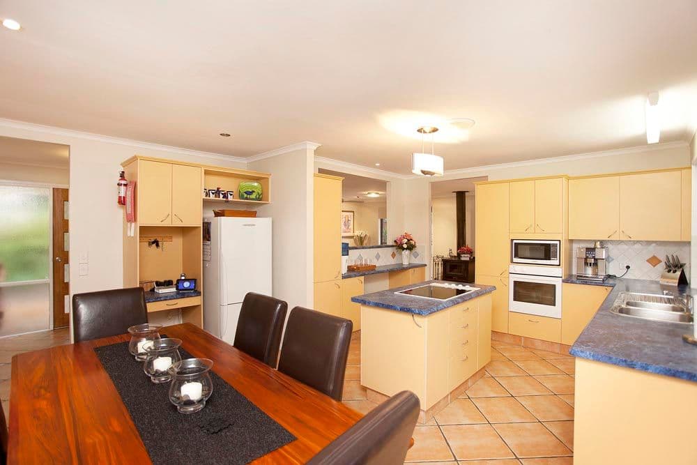 1305 Waterworks Road, THE GAP QLD 4061, The Gap - Thumbnail 6