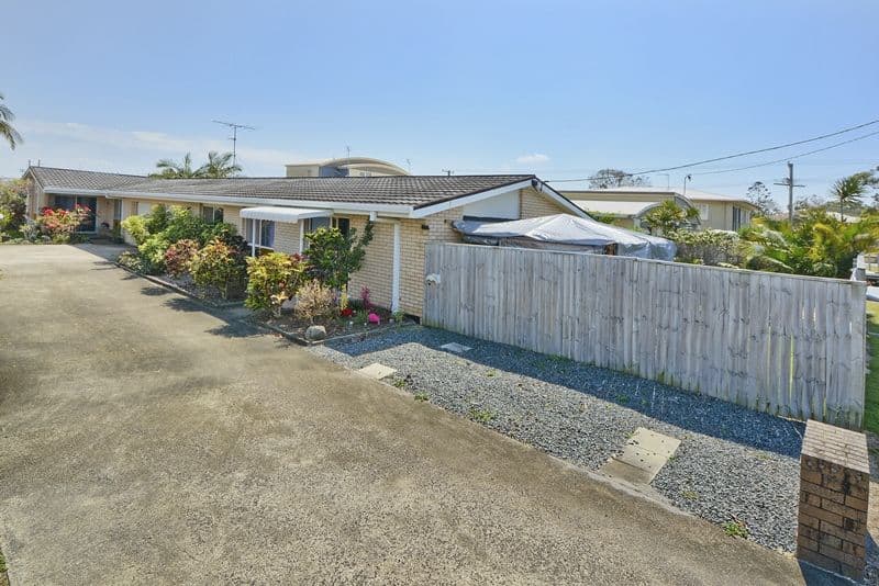 Unit 3 'Edith Court' 6 Burwah Terrace, CALOUNDRA QLD 4551, Caloundra - Thumbnail 2