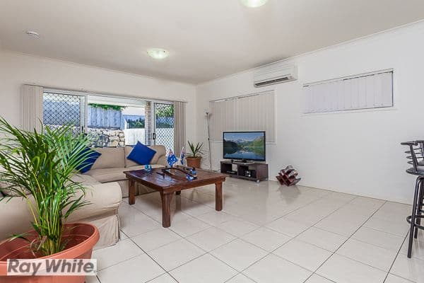 5 Lester Place, NORTH LAKES QLD 4509, North Lakes - Thumbnail 5