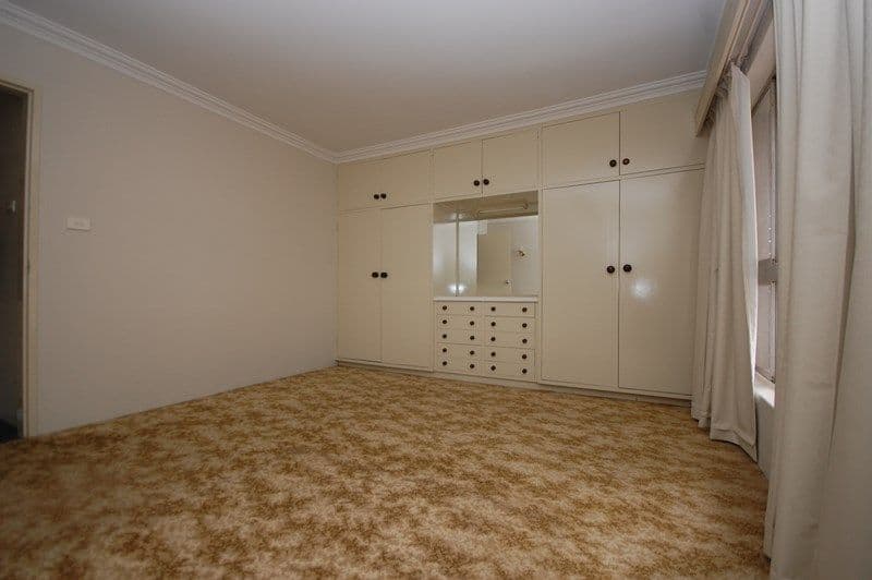 14 Wayeela Street, GRIFFITH NSW 2680, Griffith - Thumbnail 6