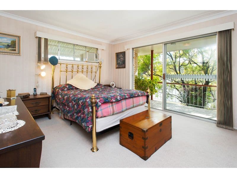 1 Miandetta Street, MANSFIELD QLD 4122, Mansfield - Thumbnail 3