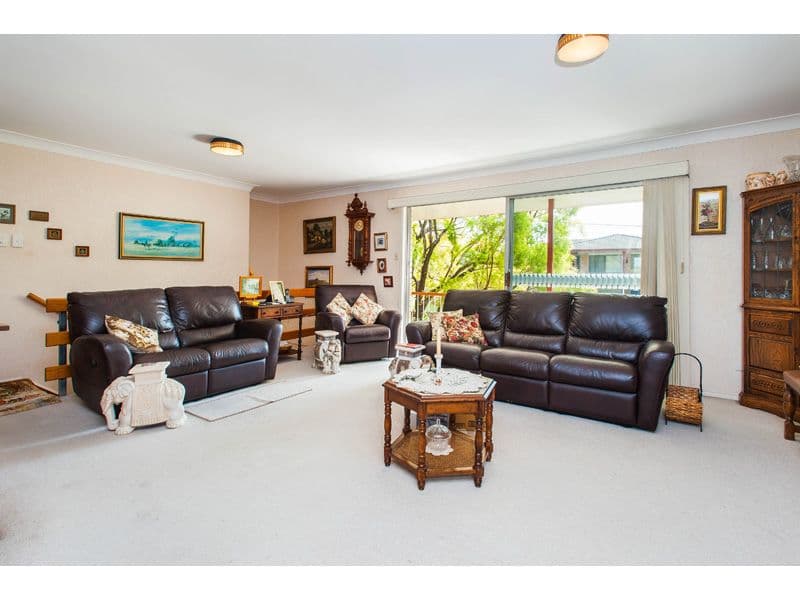 1 Miandetta Street, MANSFIELD QLD 4122, Mansfield - Thumbnail 2