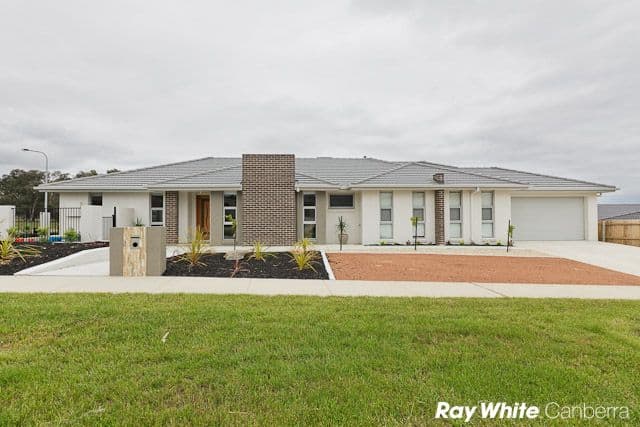 16 Plimsoll Drive, CASEY ACT 2913, Casey - Image 1