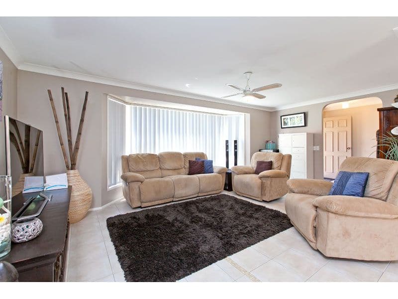 15 Spruce Avenue, VICTORIA POINT QLD 4165, Victoria Point - Thumbnail 2