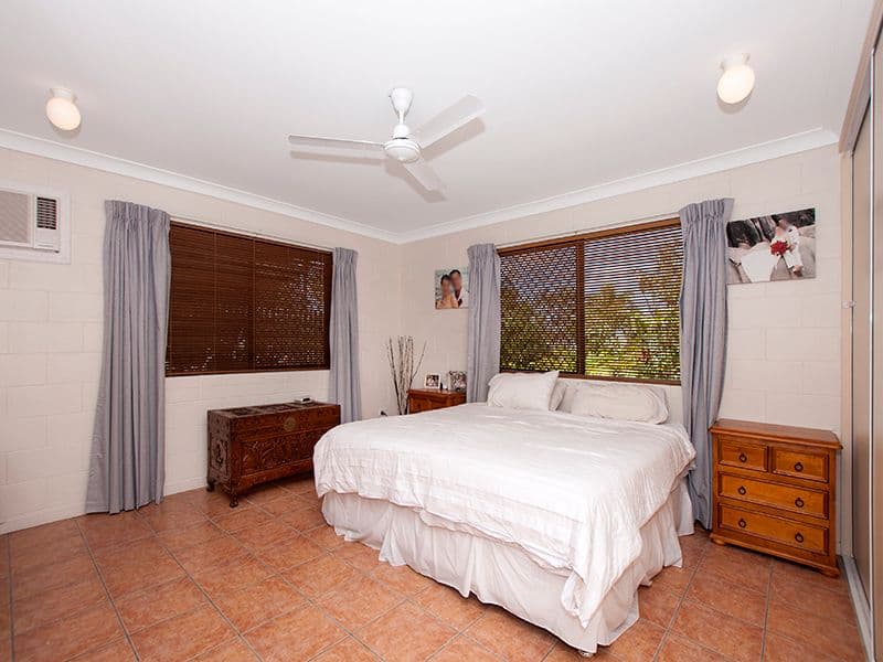 27 Whitsunday Drive, KIRWAN QLD 4817, Kirwan - Thumbnail 5