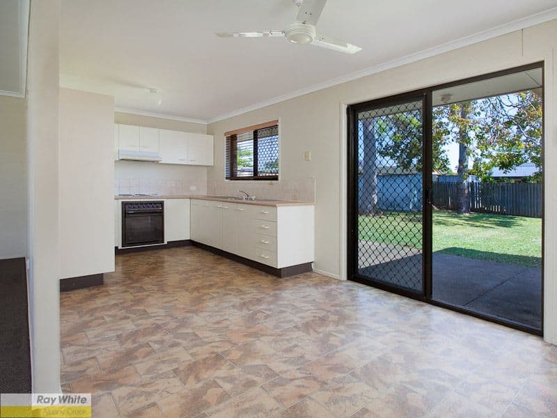 22 Kentwood Drive, BRAY PARK QLD 4500, Bray Park - Thumbnail 3