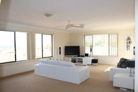 1/18 Oyster Point Road, BANORA POINT NSW 2486, Banora Point - Thumbnail 3