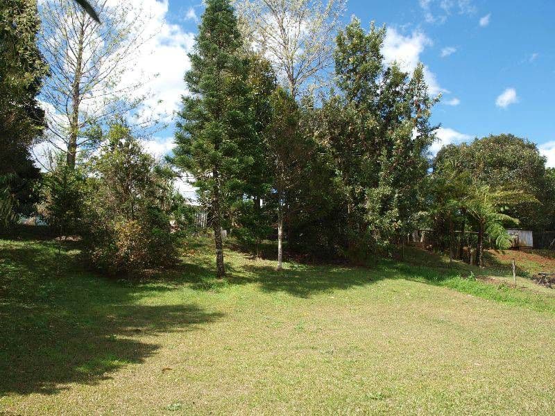 8 Hakea Avenue, Maleny QLD 4552, Maleny - Thumbnail 3