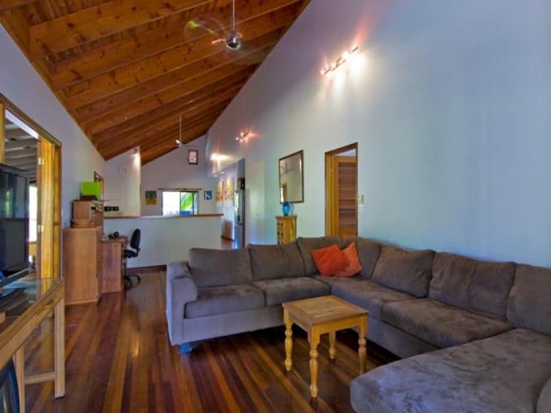 2 RIBBON Avenue, PORT DOUGLAS QLD 4877, Port Douglas - Thumbnail 6