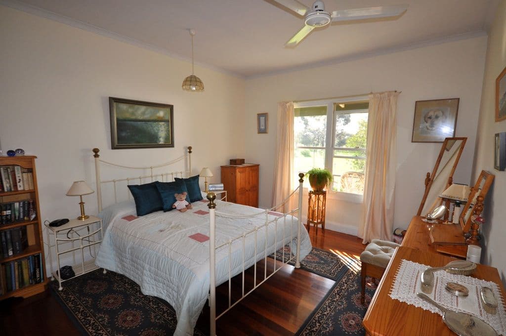106 Dalys Road, ROKEWOOD VIC 3330, Rokewood - Thumbnail 6