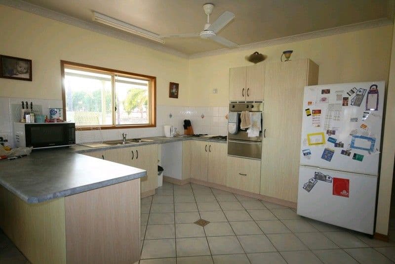 MAREEBA QLD 4880, Mareeba - Thumbnail 4