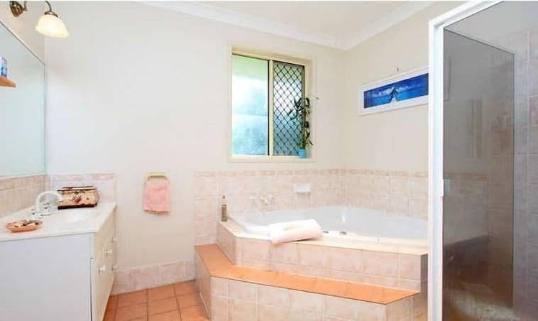 49 Sugars Road, BELLBOWRIE QLD 4070, Bellbowrie - Thumbnail 8