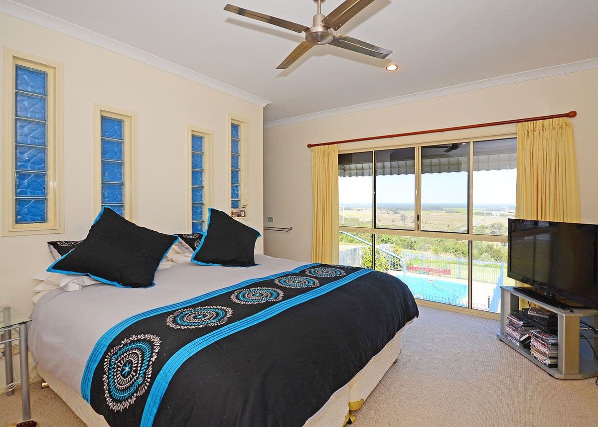 8 Regency Avenue, URRAWEEN QLD 4655, Urraween - Thumbnail 6