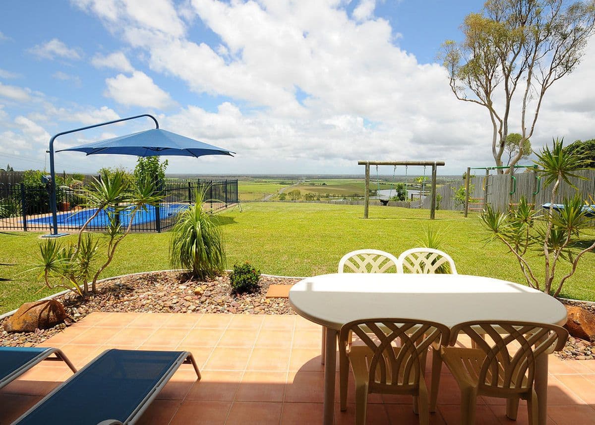 8 Regency Avenue, URRAWEEN QLD 4655, Urraween - Thumbnail 2
