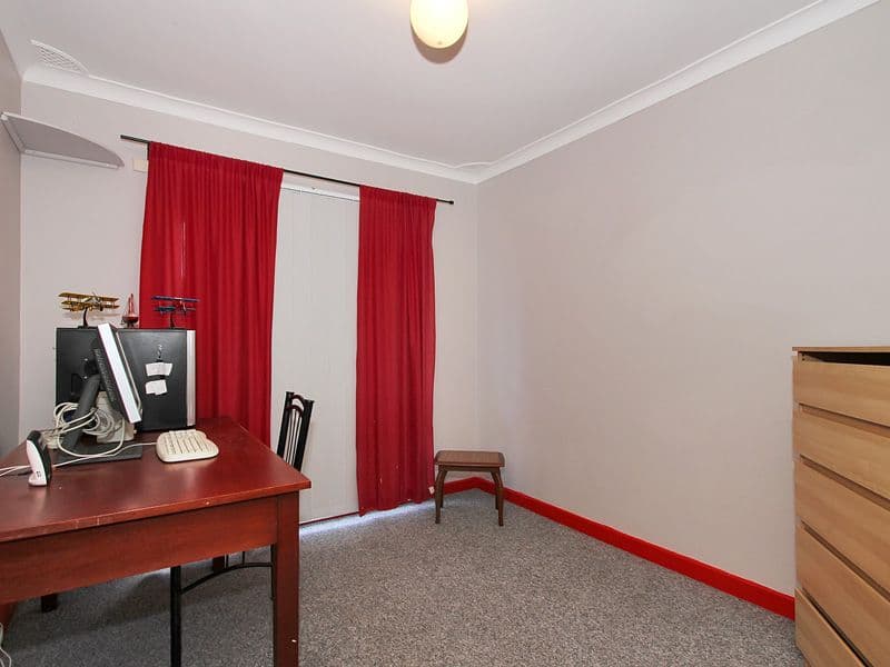 15B Calvert Way, GIRRAWHEEN WA 6064, Girrawheen - Thumbnail 7