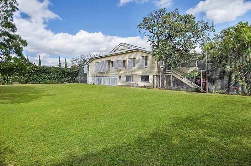19 Bourne Street, CLAYFIELD QLD 4011, Clayfield - Thumbnail 2
