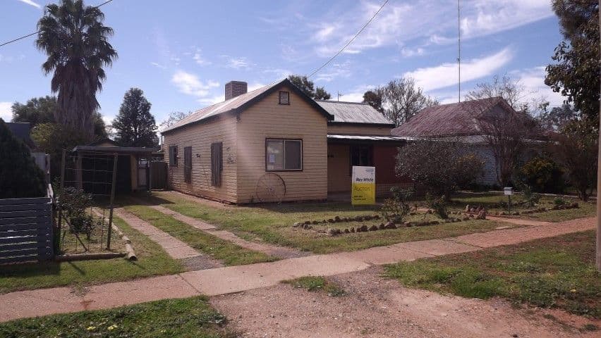 95 ORANGE Street, CONDOBOLIN NSW 2877, Condobolin - Thumbnail 2