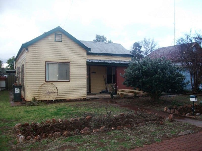 95 ORANGE Street, CONDOBOLIN NSW 2877, Condobolin - Image 1