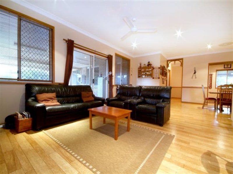 8 St Andrews Court, MIDDLE RIDGE QLD 4350, Middle Ridge - Thumbnail 2