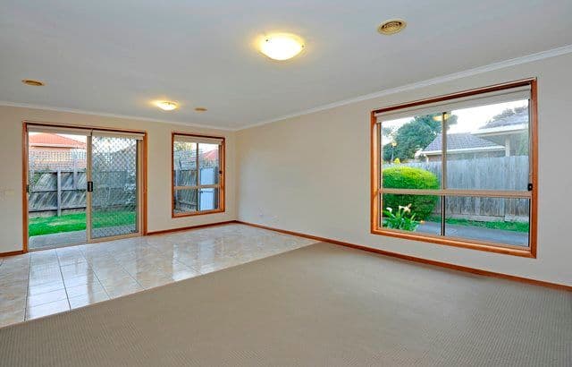 22 Oak Street, PRESTON VIC 3072, Preston - Thumbnail 2