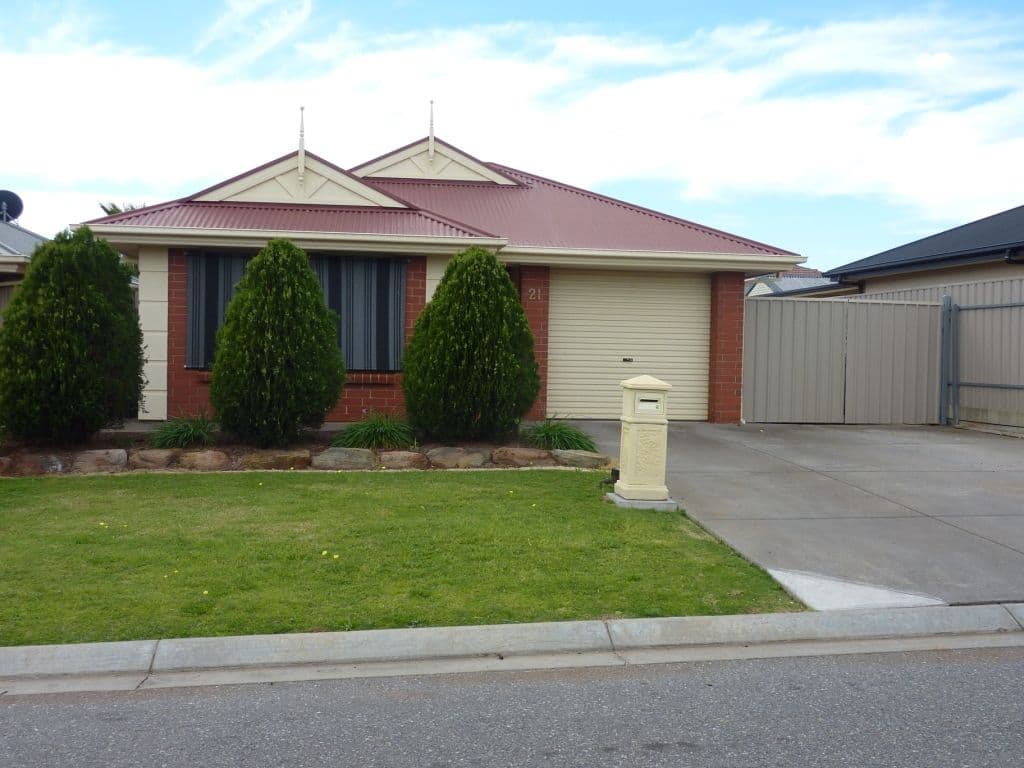 21 Axminister Crescent, CRAIGMORE SA 5114, Craigmore - Image 1