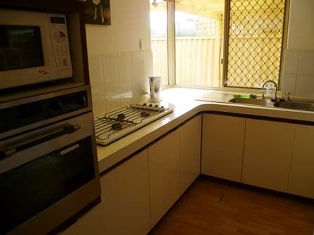 9/30 Peninsula Road, MAYLANDS WA 6051, Maylands - Thumbnail 3