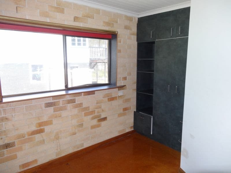 18 Ilumba Street, RUSSELL ISLAND QLD 4184, Russell Island - Thumbnail 7