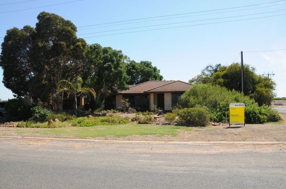 176 Seventh Street, RENMARK SA 5341, Renmark North - Thumbnail 2