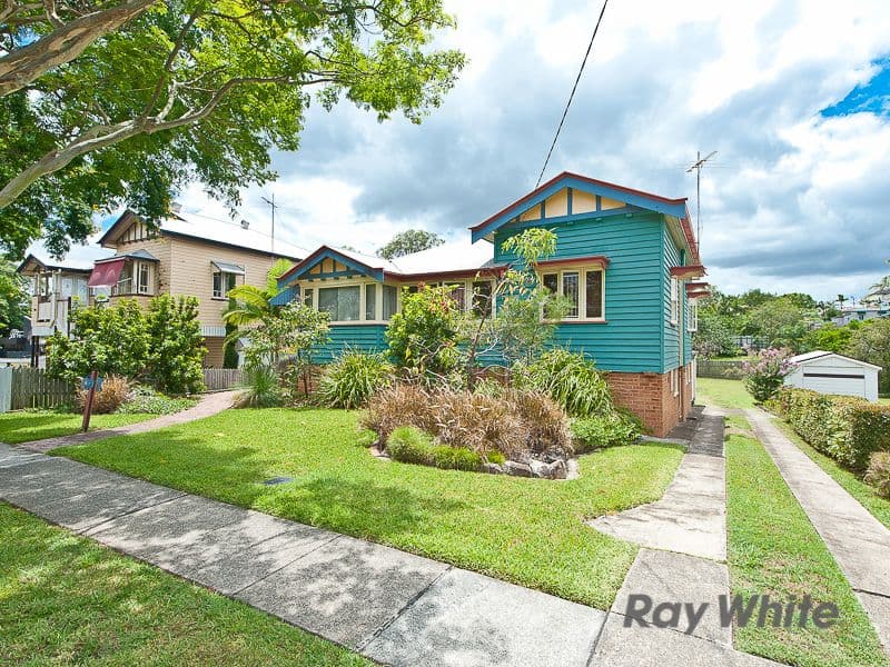 7 Lanham Avenue, GRANGE QLD 4051, Grange - Thumbnail 2