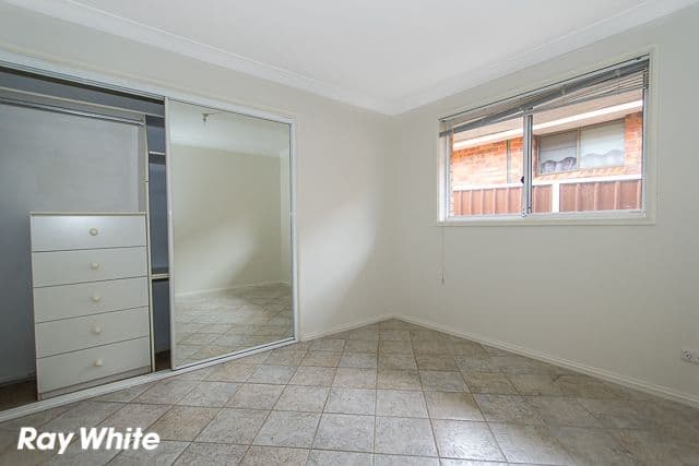 29 Bossley Road, BOSSLEY PARK NSW 2176, Bossley Park - Thumbnail 6