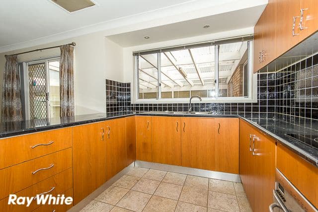 29 Bossley Road, BOSSLEY PARK NSW 2176, Bossley Park - Thumbnail 2