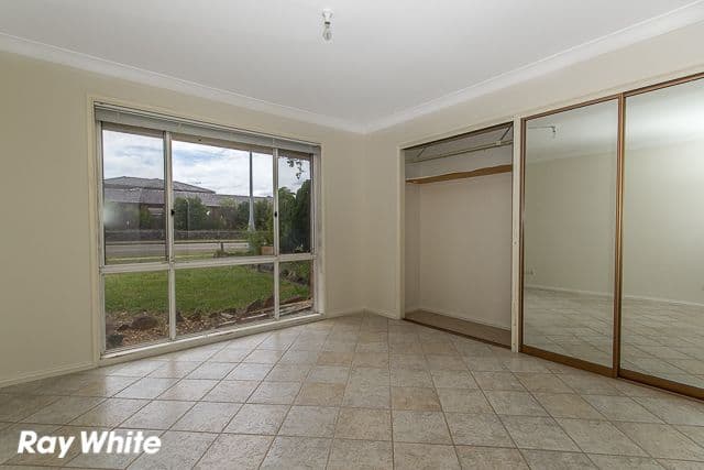 29 Bossley Road, BOSSLEY PARK NSW 2176, Bossley Park - Thumbnail 7