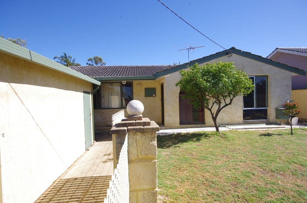 7 Denston Way, GIRRAWHEEN WA 6064, Girrawheen - Thumbnail 3