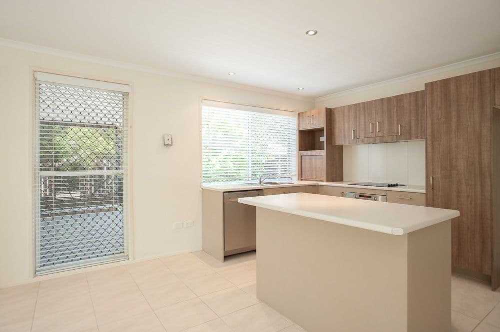 231 Broadwater Avenue West, MAROOCHYDORE QLD 4558, Maroochydore - Thumbnail 3