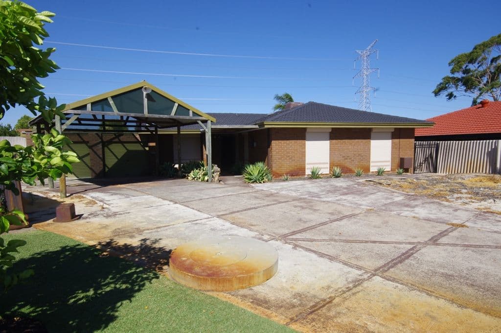 74 Pilkington Circus, BEECHBORO WA 6063, Beechboro - Image 1