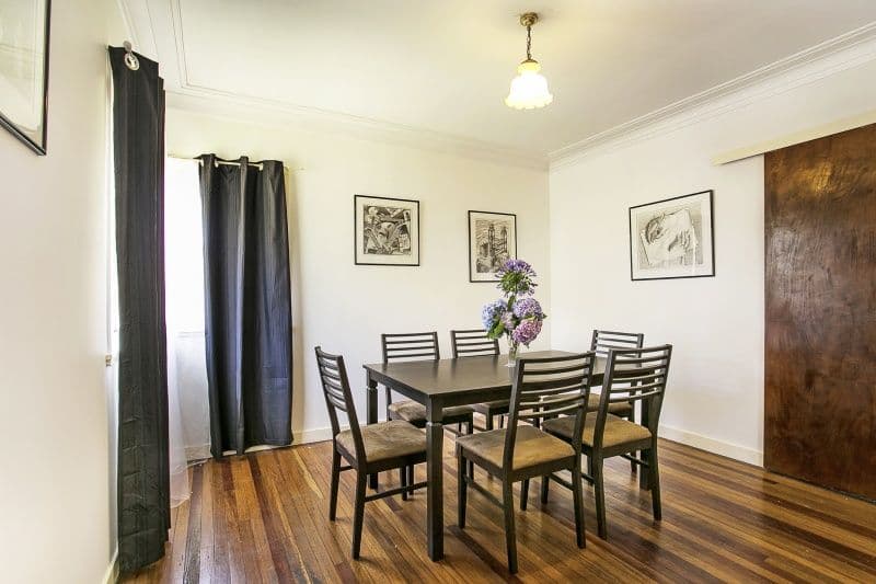 4 Manor Street, OXLEY QLD 4075, Oxley - Thumbnail 3