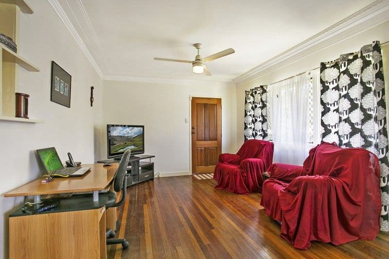 4 Manor Street, OXLEY QLD 4075, Oxley - Thumbnail 4