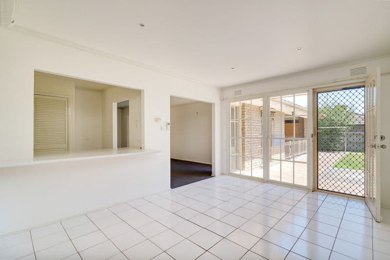 2 Dendaryl Drive, BUNDOORA VIC 3083, Bundoora - Thumbnail 3