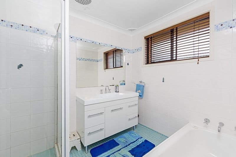 24 Buckingham Road, BERKELEY VALE NSW 2261, Berkeley Vale - Thumbnail 6