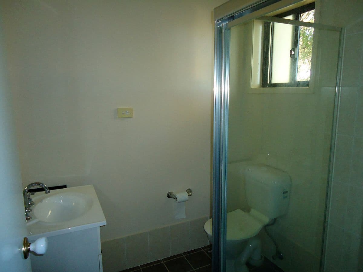 74 Hume Boulevard, KILLARNEY VALE NSW 2261, Killarney Vale - Thumbnail 6