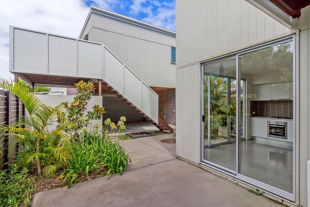 13 Emily Way, VARSITY LAKES QLD 4227, Varsity Lakes - Thumbnail 2