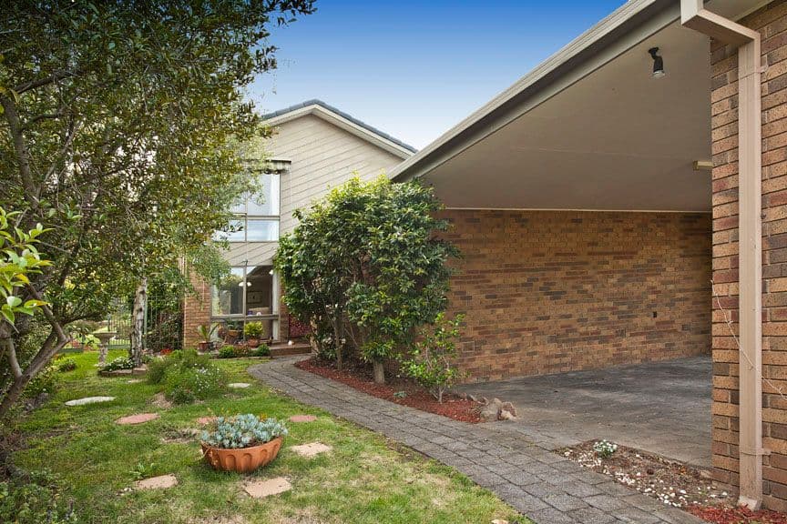 8 Burbank Court, WHEELERS HILL VIC 3150, Wheelers Hill - Image 1