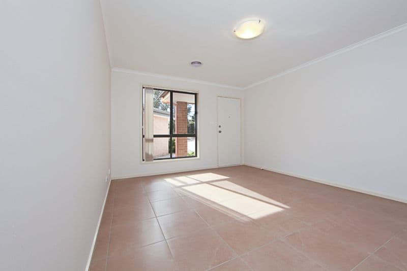 91 Alice Jackson Crescent, GILMORE ACT 2905, Gilmore - Thumbnail 2