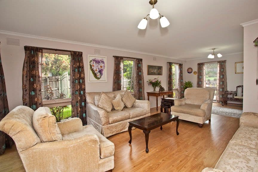 8 Burbank Court, WHEELERS HILL VIC 3150, Wheelers Hill - Thumbnail 5