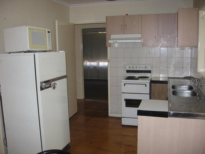 1/27 Triholm Avenue, LAVERTON VIC 3028, Laverton - Thumbnail 3
