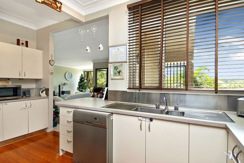 93 The Crescent, HELENSBURGH NSW 2508, Helensburgh - Thumbnail 6