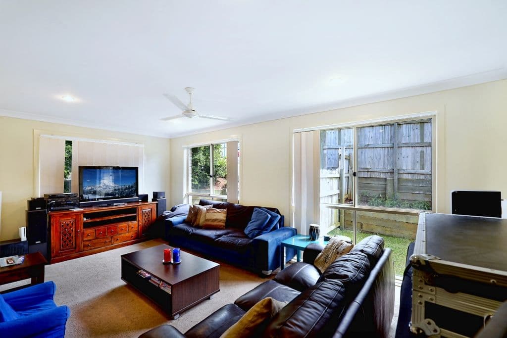 11 Kiamba Street, UPPER COOMERA QLD 4209, Upper Coomera - Thumbnail 3